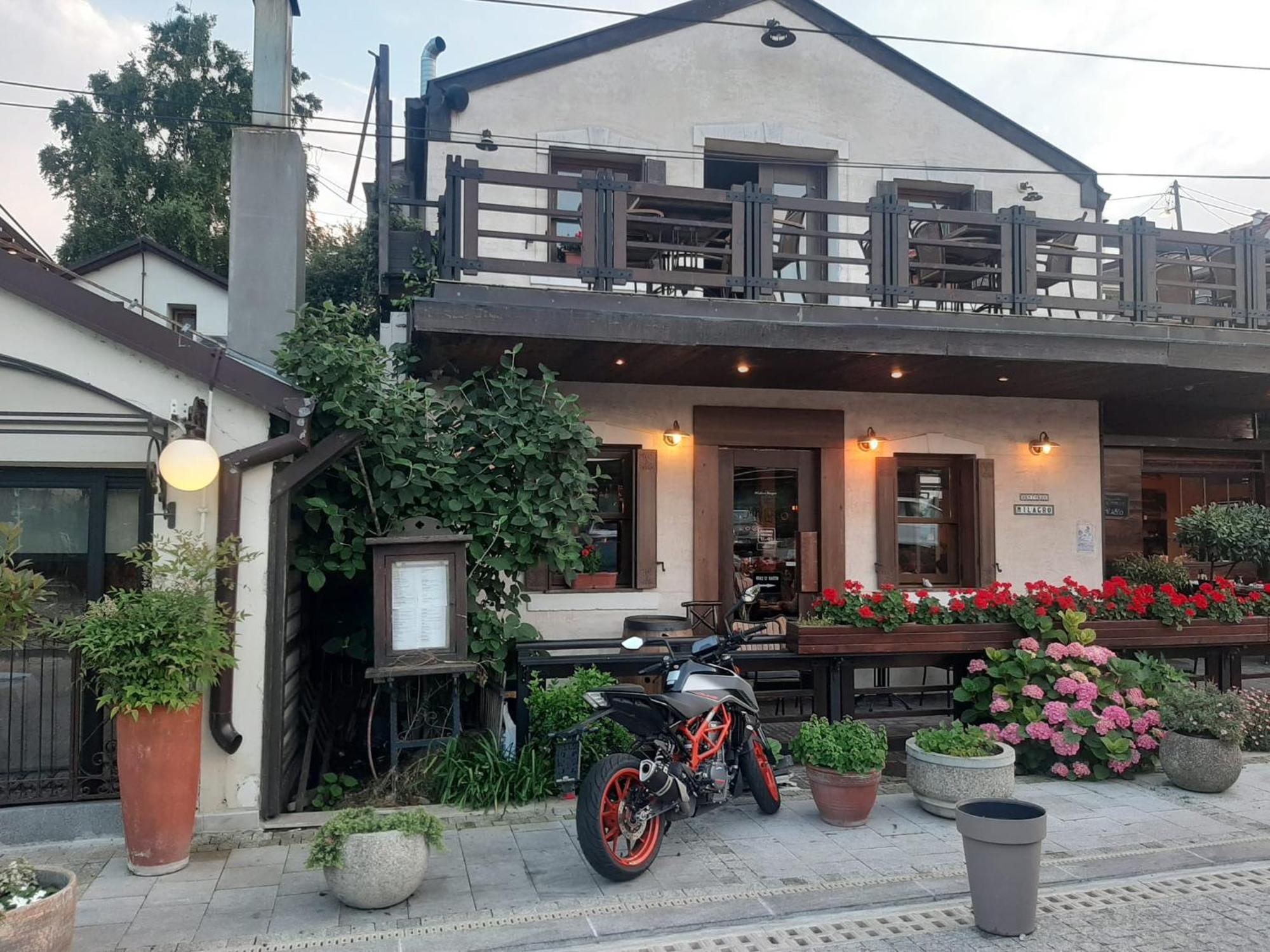 River Hostel Belgrade Belgrado Exterior foto